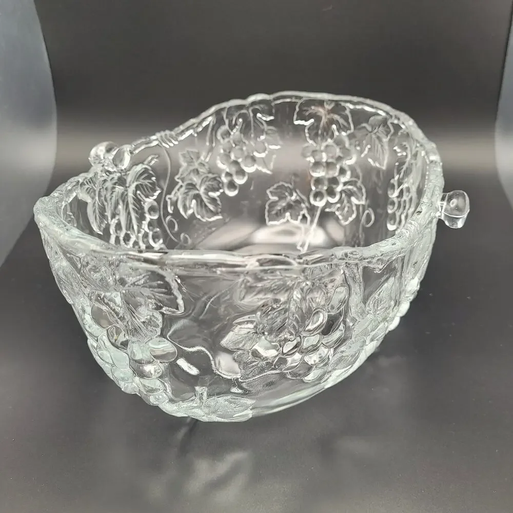 Vintage Aderia Clear Glass Basket With Fruit Grapes Wooden Handle Made In Japan
